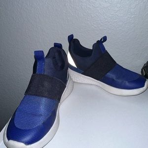 Size 11 Toddler boys shoes